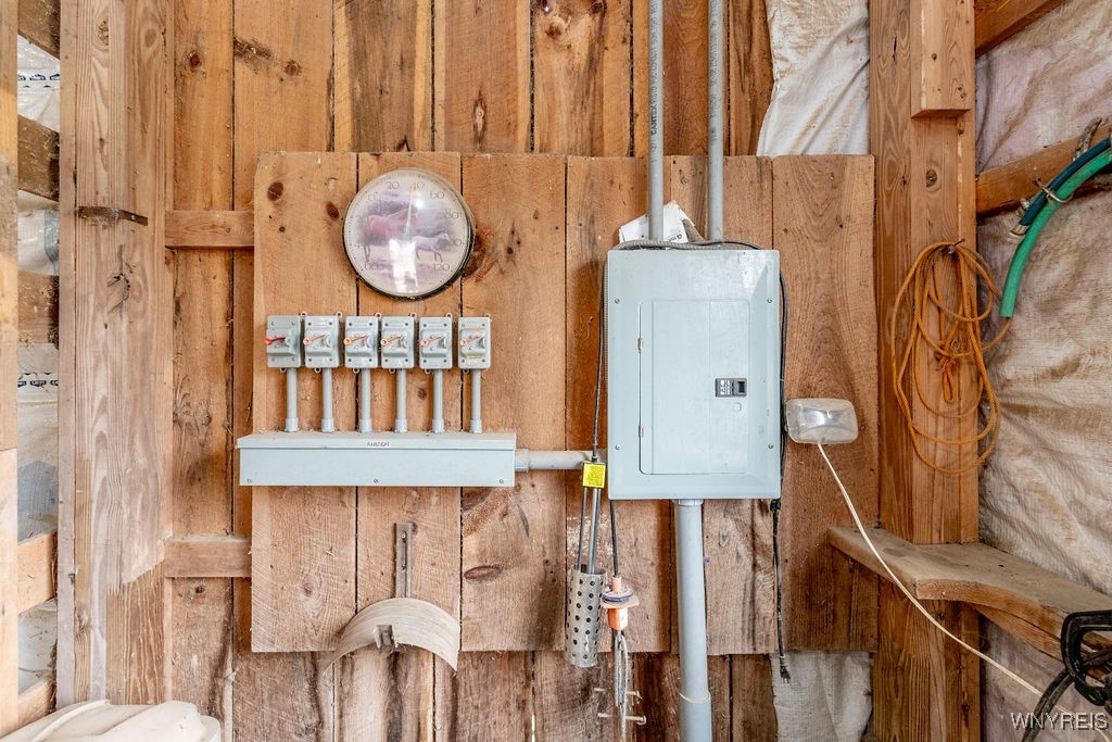 2933 Staley Road Grand Island, NY 14072 - Photo 38 of 44