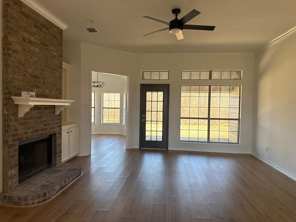 3120 Stockwell Road Bossier City, LA 71111 - Photo 3 of 12 Family Room