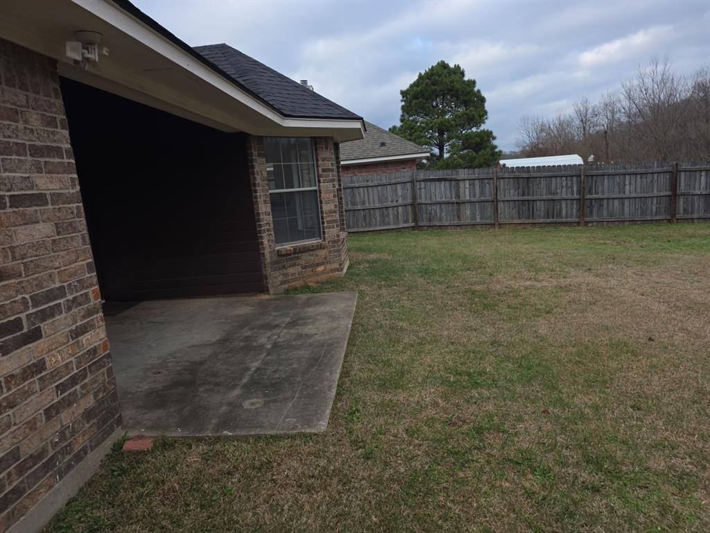 3120 Stockwell Road Bossier City, LA 71111 - Photo 10 of 12 View of patio