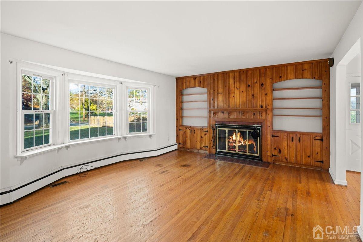 3 Hampton Road Ewing, NJ 08638 - Photo 2 of 26 Gallery Image 2