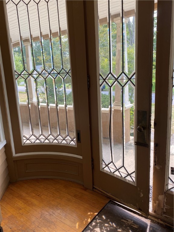 367 Prospect Street Woonsocket, RI 02895 - Photo 9 of 39 Anabellon windows