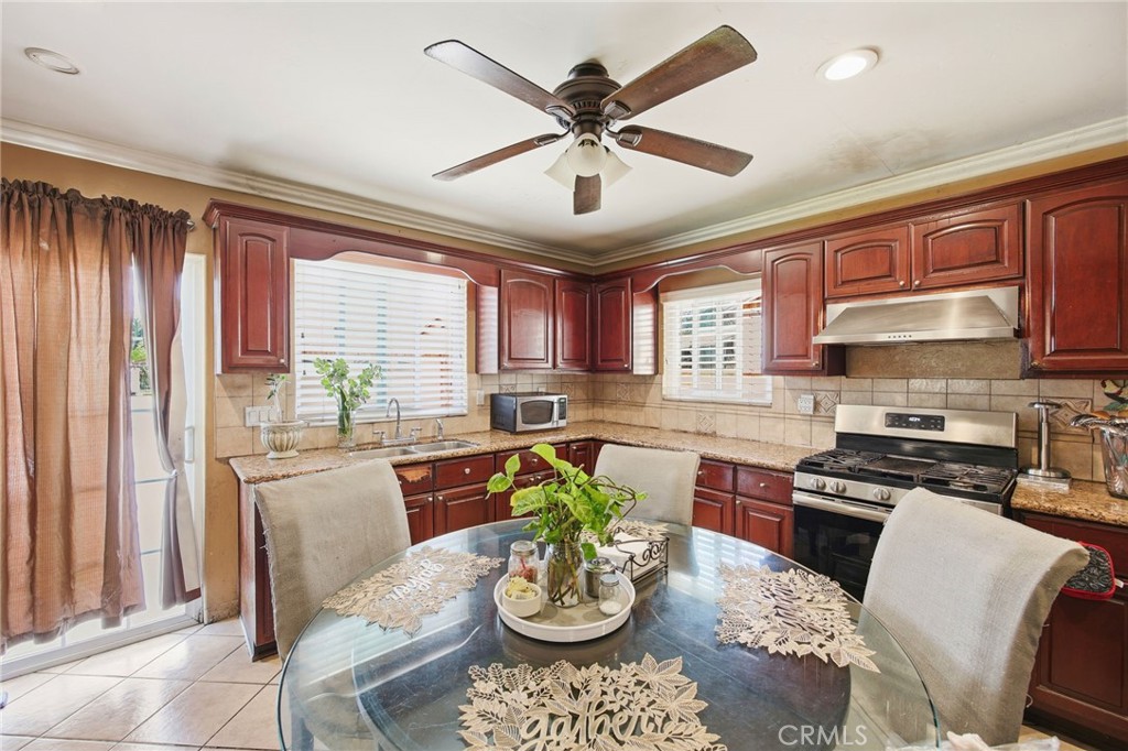 13054 Amar Road Baldwin Park, CA 91706 - Photo 21 of 52