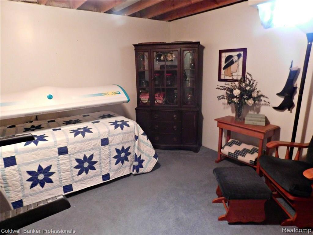 9660 Andersonville Road Clarkston, MI 48346 - Photo 46 of 53 bed4 1.JPG