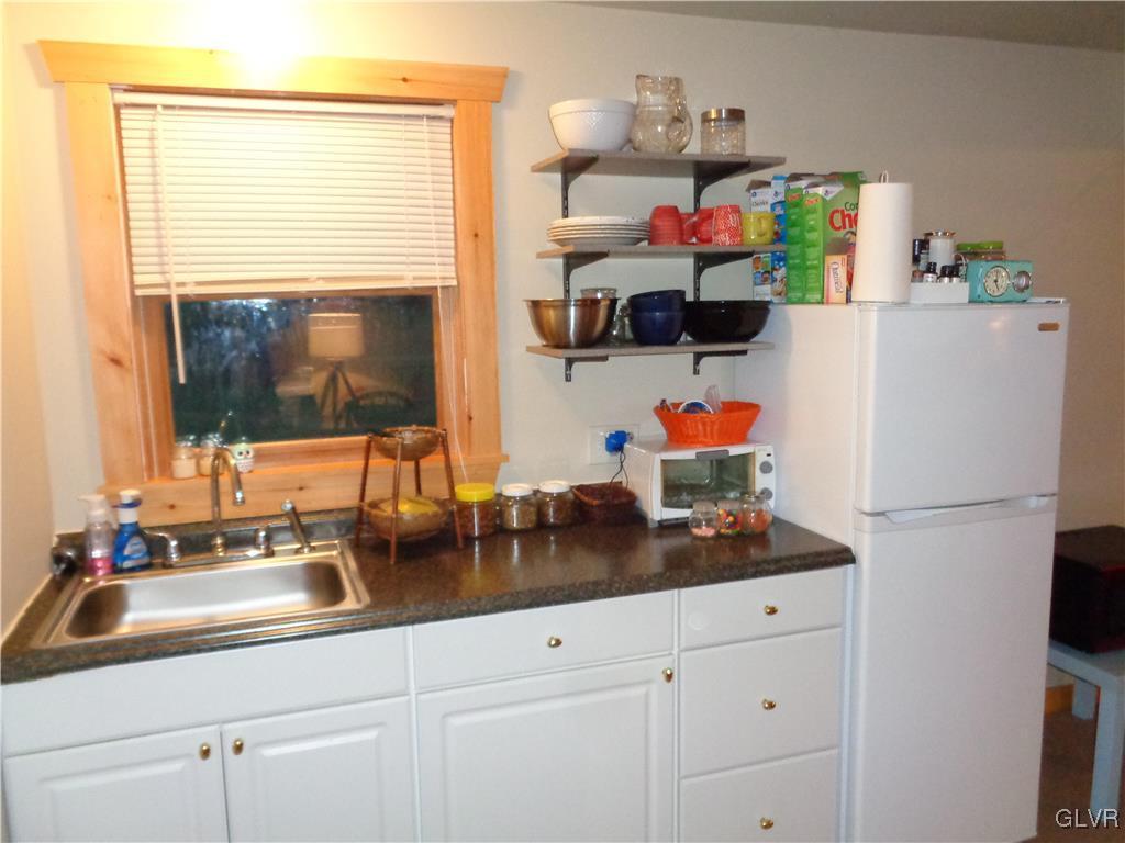 2291 Heffner Road Fogelsville, PA 18051 - Photo 36 of 50 Kitchenette in efficiency apartment in lower level