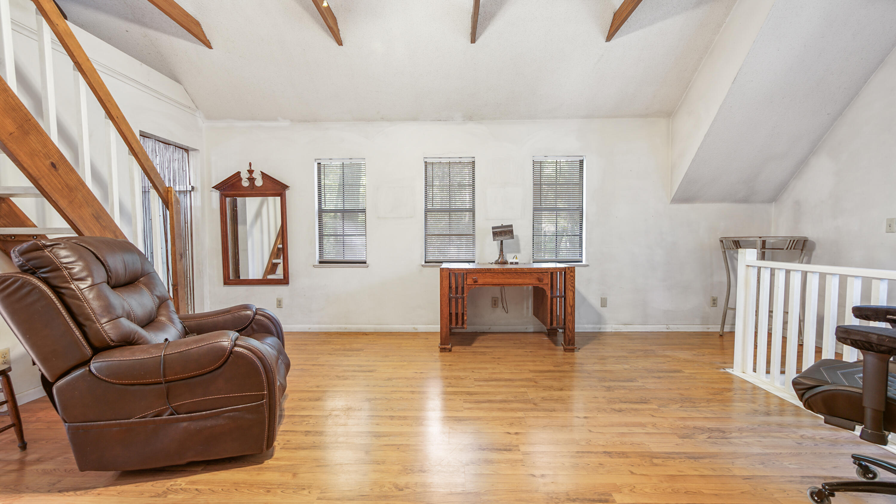 402 Miles Martin Road DeFuniak Springs, FL 32435 - Photo 7 of 31 a living room with furniture and a kitchen