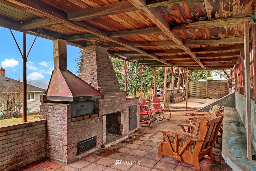 925 Southwest Langston Road Renton, WA 98057 - Photo 22 of 23 a view of an outdoor space