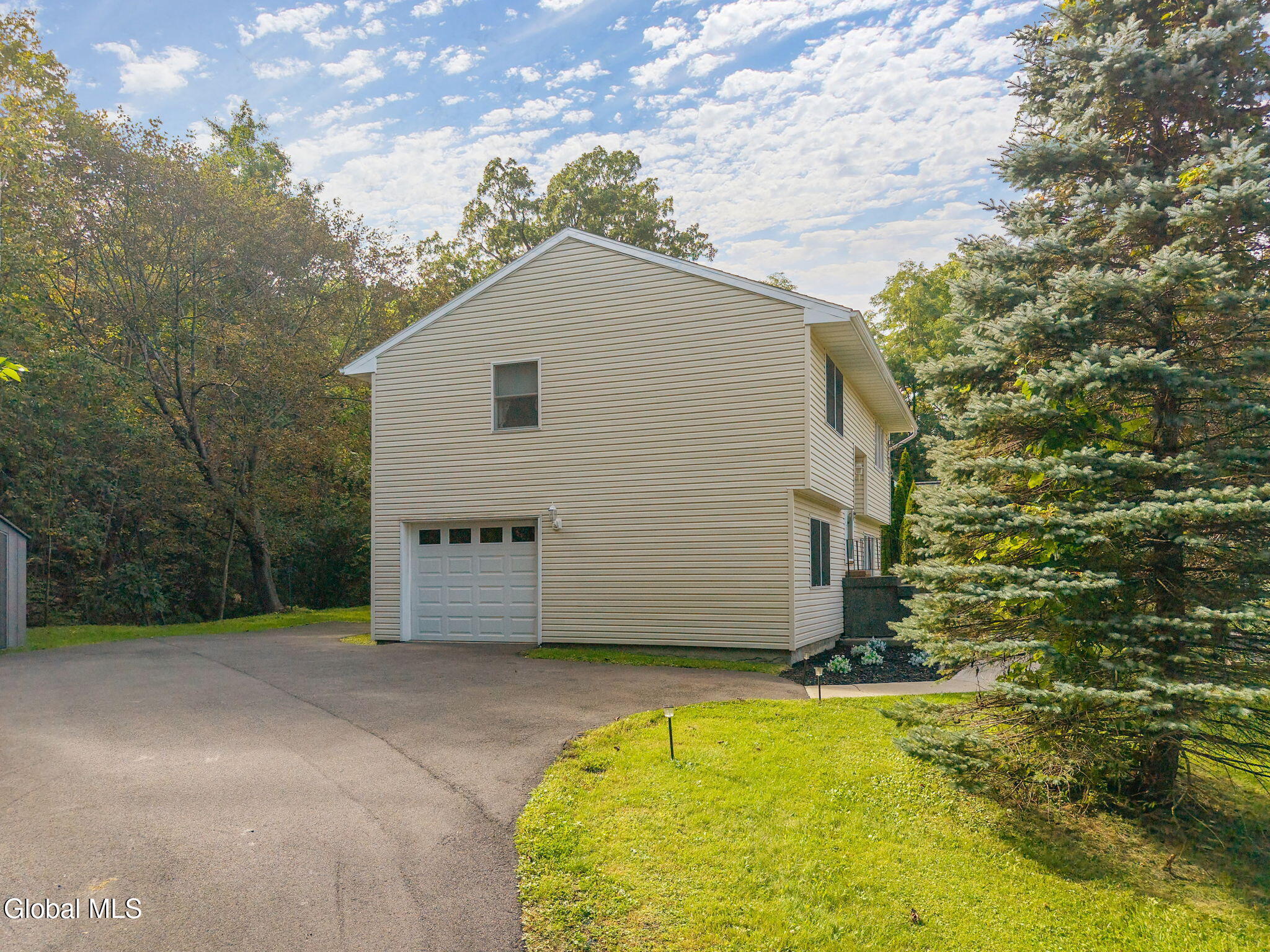 4040 River Road Niskayuna, NY 12309 - Photo 33 of 44 33-4040RiverRd_039