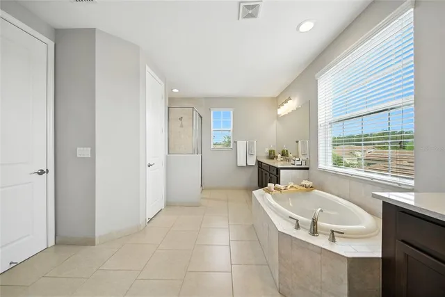 $825,000 | 2495 Oakwood Preserve Drive, Wesley Chapel, FL 33543