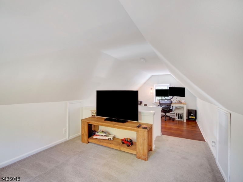 196 Bartley Road Long Valley, NJ 07853 - Photo 21 of 29
