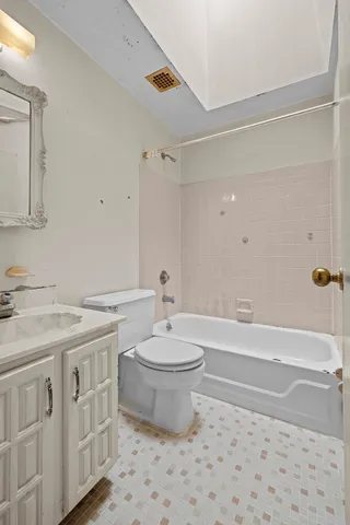 $465,000 | 10106 4th Avenue, Unit 26E | Bay Ridge