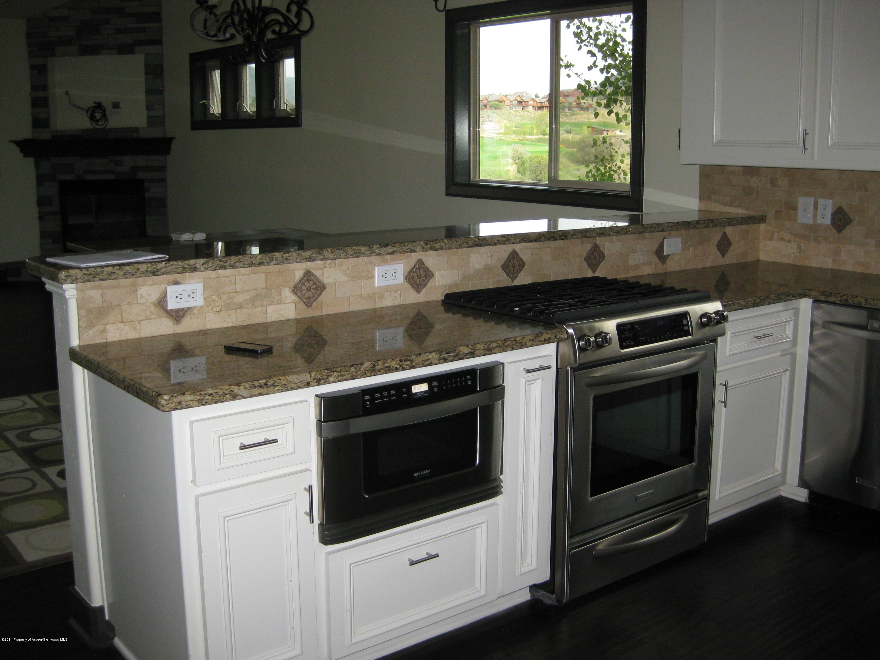 353 Faas Ranch Road New Castle, CO 81647 - Photo 13 of 36 Kitchen 2 (2)