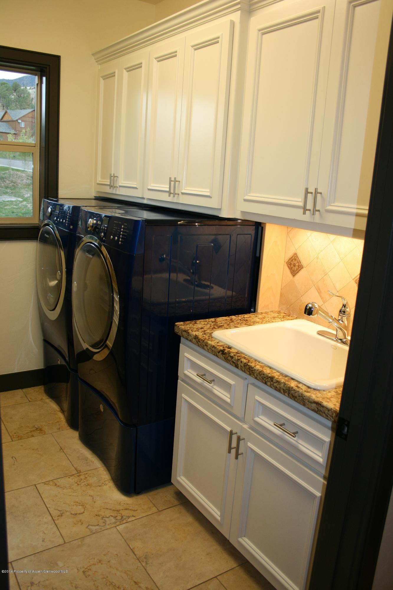 353 Faas Ranch Road New Castle, CO 81647 - Photo 14 of 36 Laundry room