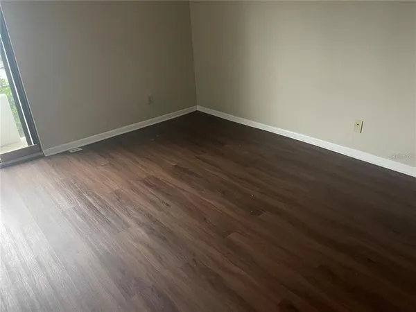 $2,300 | 851 Bayway Boulevard, Unit 103, Clearwater Beach, FL 33767