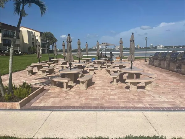 $2,300 | 851 Bayway Boulevard, Unit 103, Clearwater Beach, FL 33767