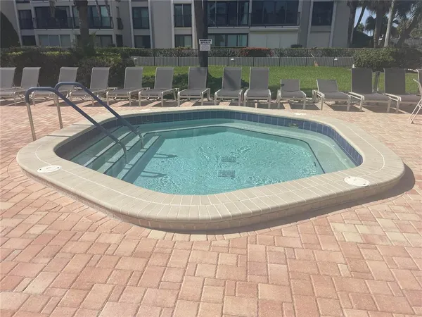 $2,300 | 851 Bayway Boulevard, Unit 103, Clearwater Beach, FL 33767