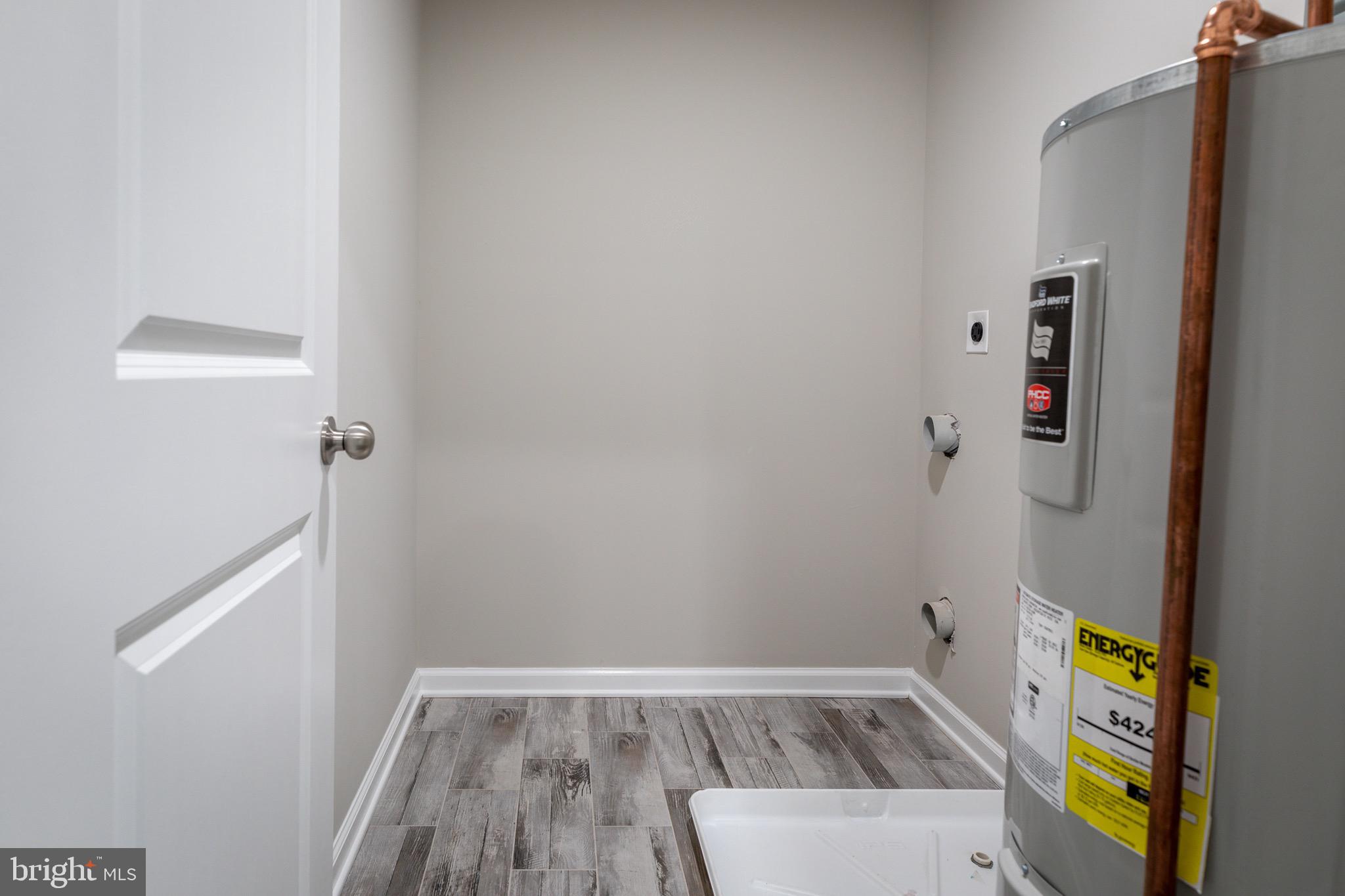 206 Central Avenue Croydon, PA 19021 - Photo 16 of 24 Upstairs laundry room