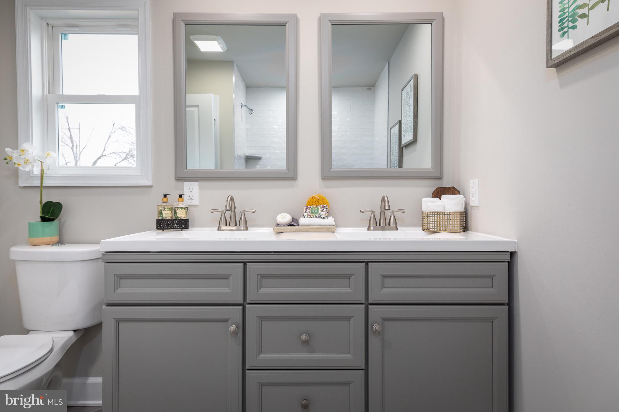 206 Central Avenue Croydon, PA 19021 - Photo 22 of 24 Master Bath Vanity