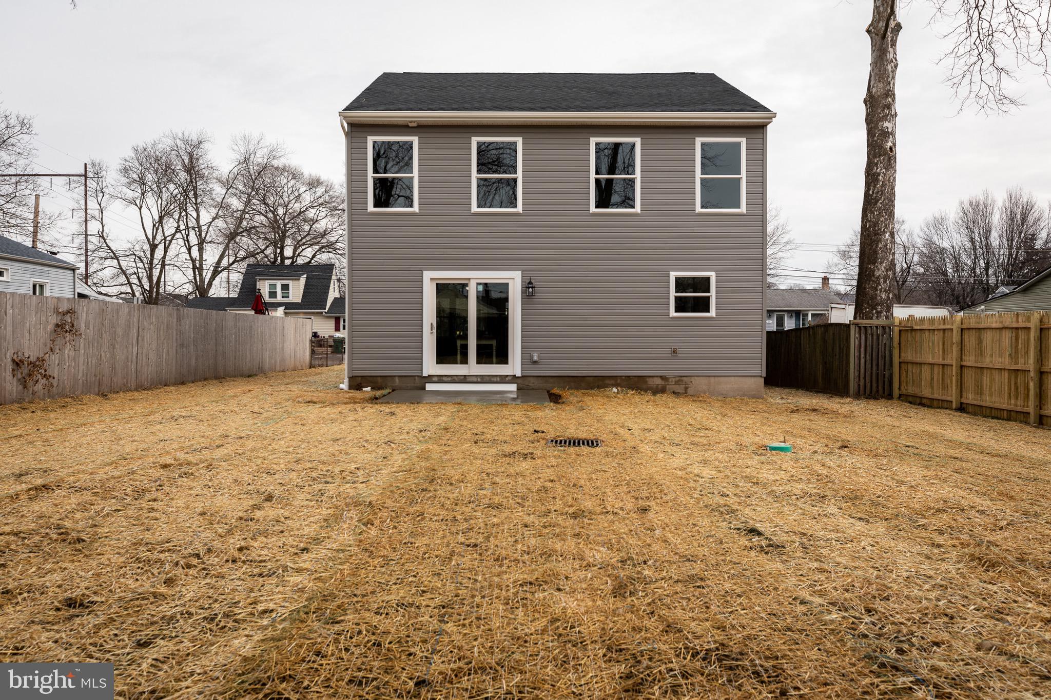 206 Central Avenue Croydon, PA 19021 - Photo 24 of 24 Backyard