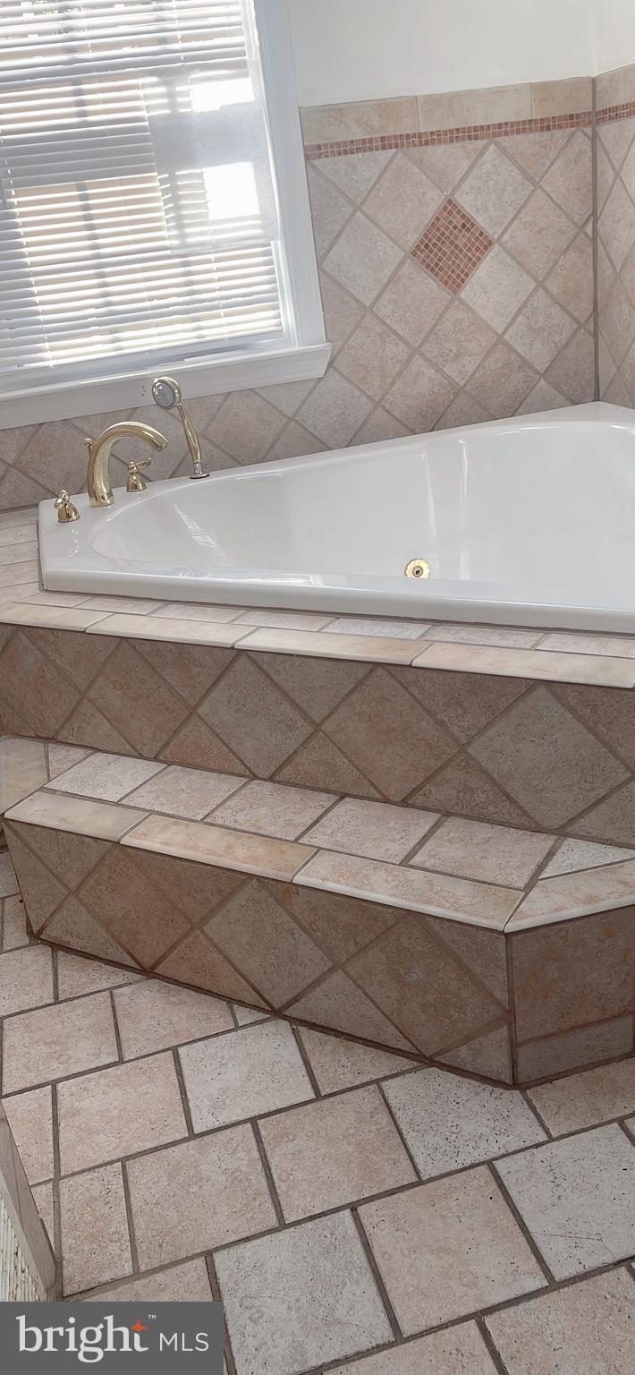 7019 Plymouth Road Baltimore, MD 21208 - Photo 7 of 28