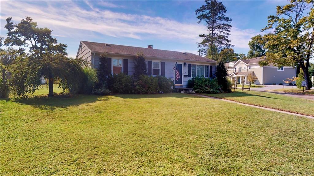 31 Pratt Road Clinton, CT 06413 - Photo 1 of 1