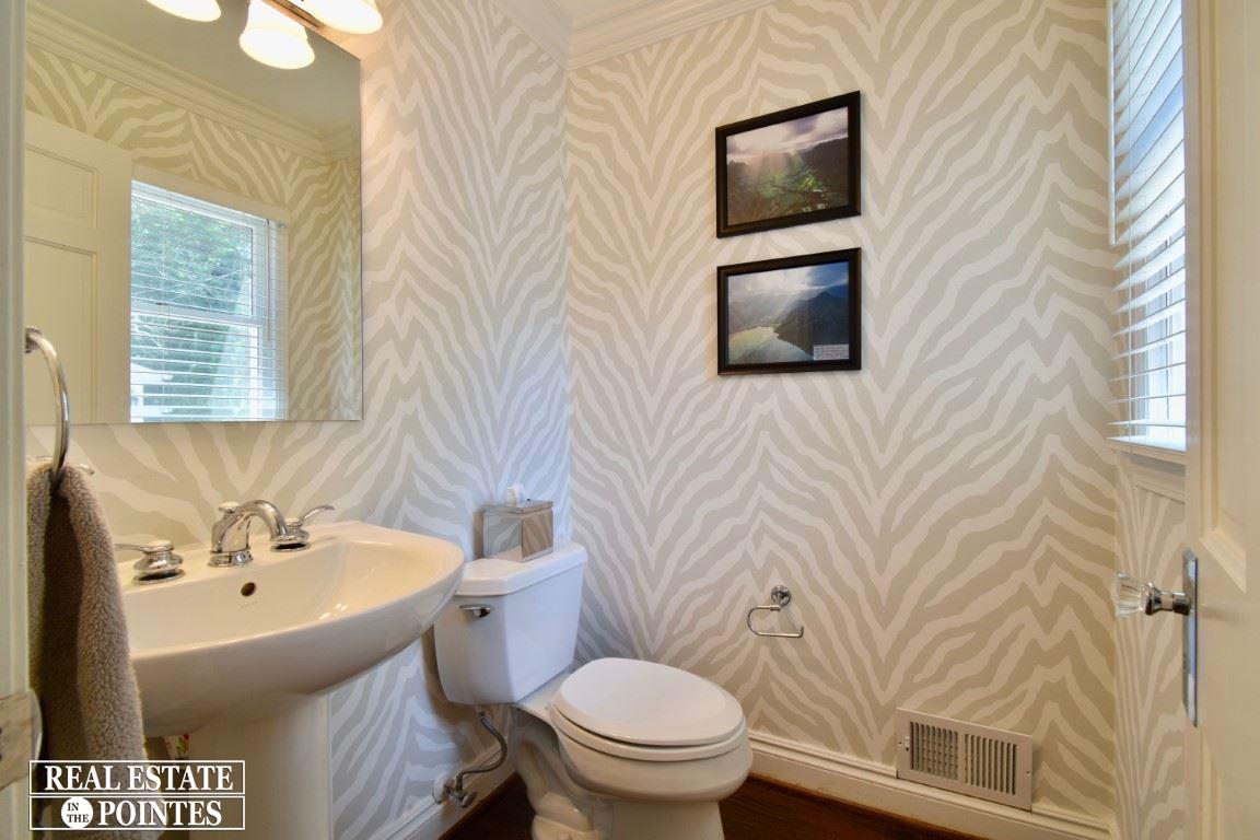 273 Merriweather Road Grosse Pointe Farms, MI 48236 - Photo 22 of 34