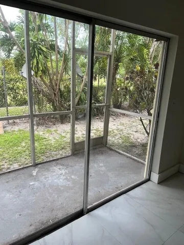 $2,000 | 1401 Northwest 45th Street, Unit 4, Deerfield Beach, FL 33064