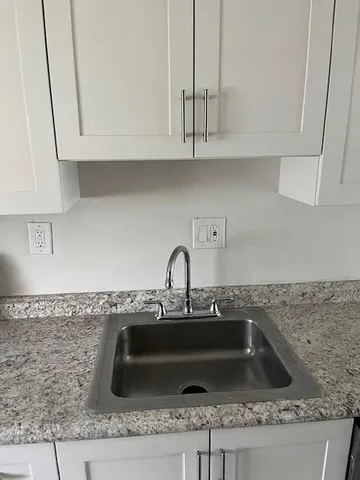 $2,000 | 1401 Northwest 45th Street, Unit 4, Deerfield Beach, FL 33064