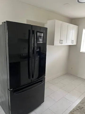 $2,000 | 1401 Northwest 45th Street, Unit 4, Deerfield Beach, FL 33064