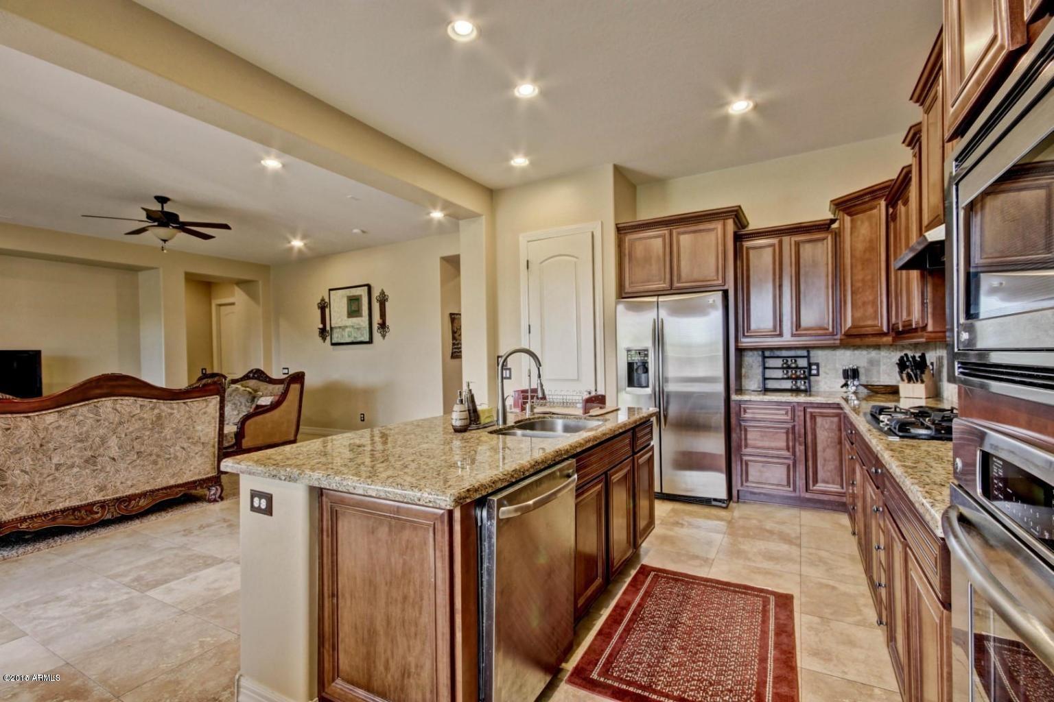 2925 East Blue Sage Road Gilbert, AZ 85297 - Photo 9 of 41 2925 E Sage Kitchen3
