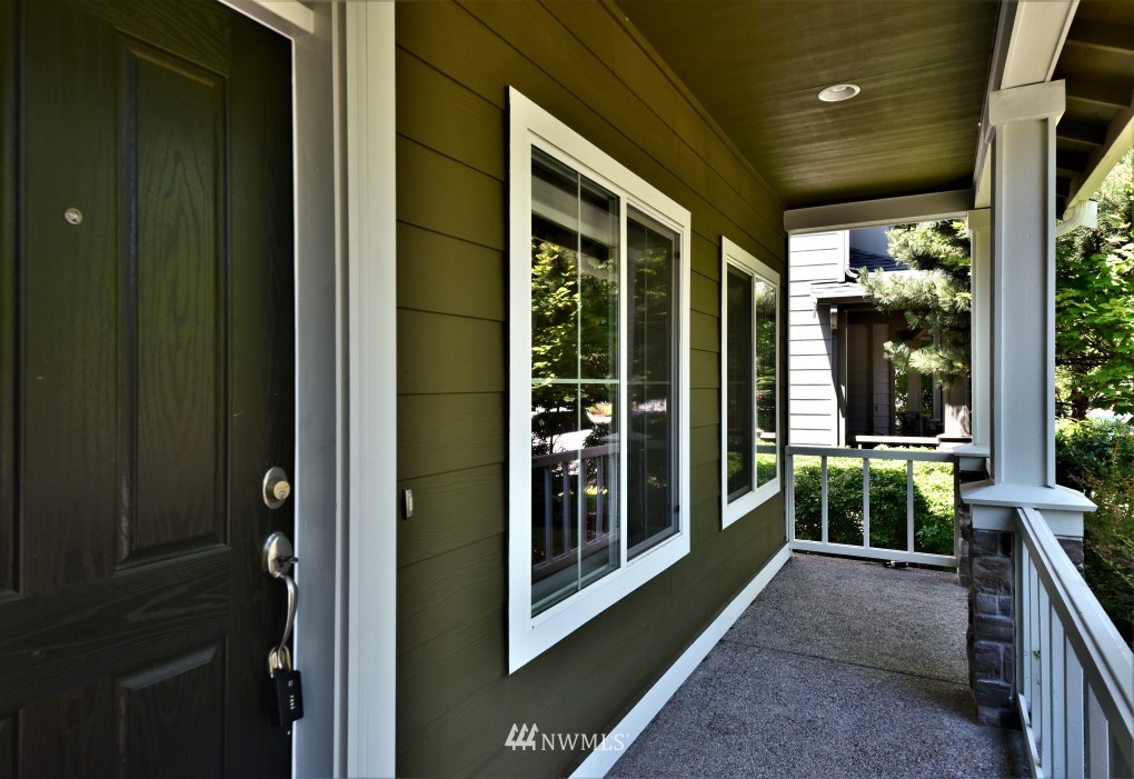 4583 Strathmore Circle Southwest Port Orchard, WA 98367 - Photo 2 of 28