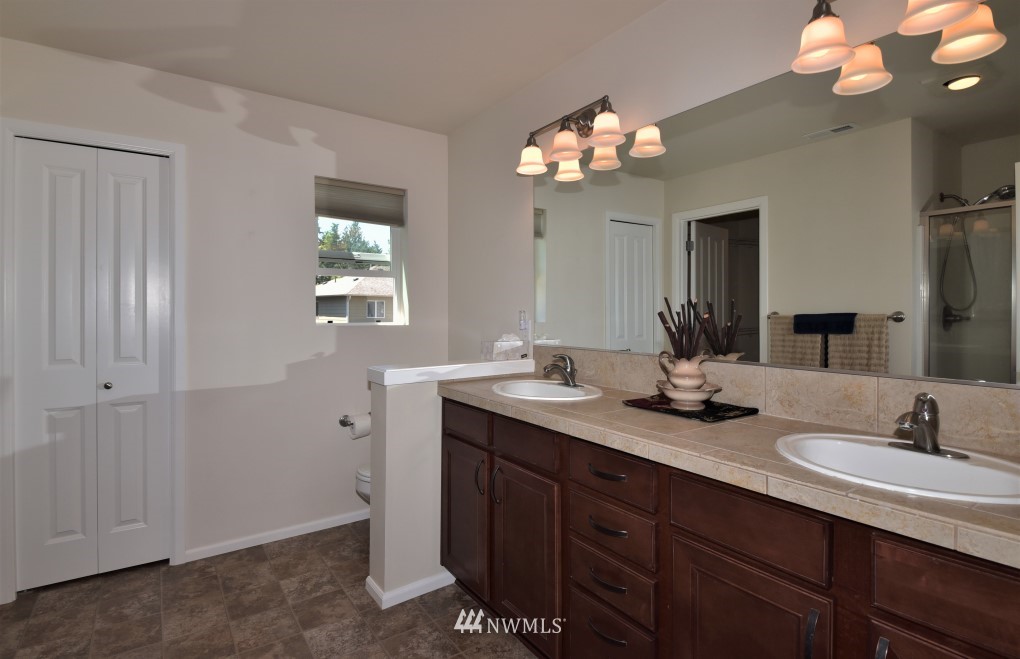 4583 Strathmore Circle Southwest Port Orchard, WA 98367 - Photo 18 of 28