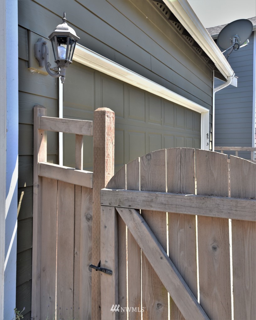 4583 Strathmore Circle Southwest Port Orchard, WA 98367 - Photo 4 of 28