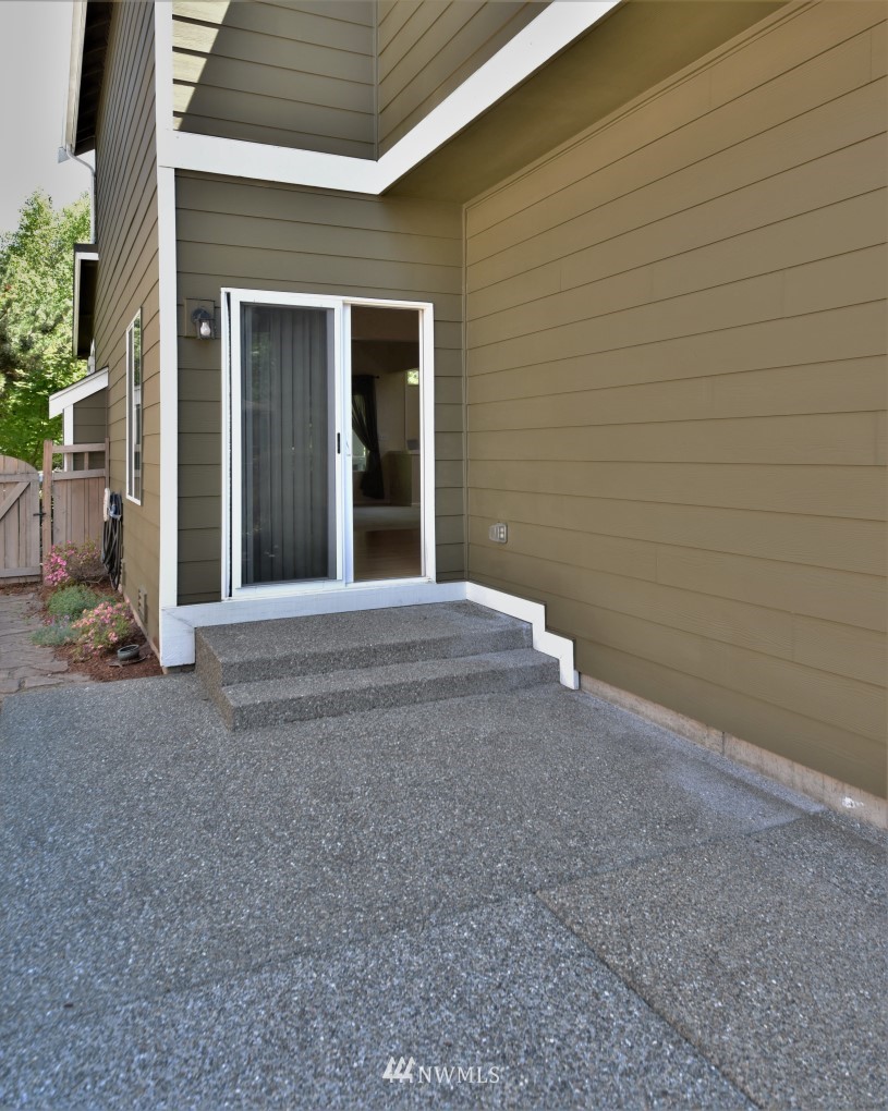 4583 Strathmore Circle Southwest Port Orchard, WA 98367 - Photo 6 of 28