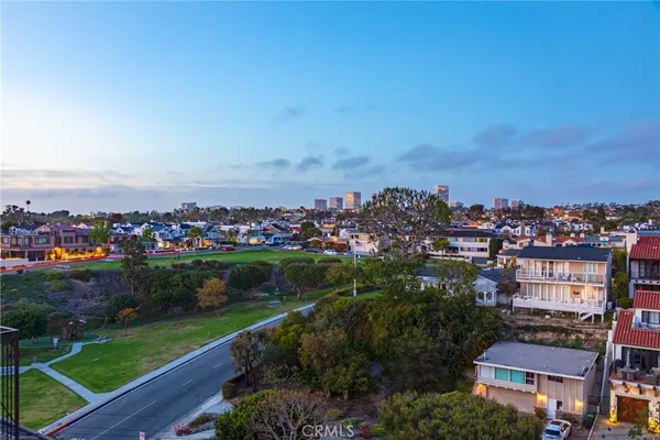 $18,500 | 356 Dahlia Place, Corona del Mar, CA 92625