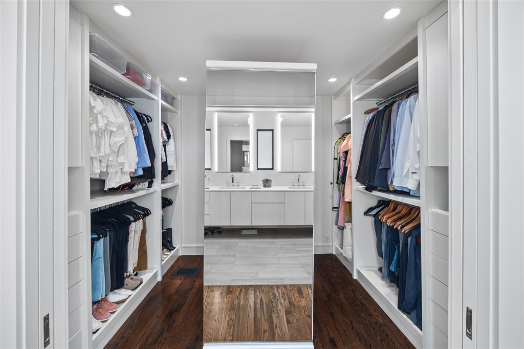 6027 Mimosa Lane Dallas, TX 75230 - Photo 15 of 28 Primary Closet