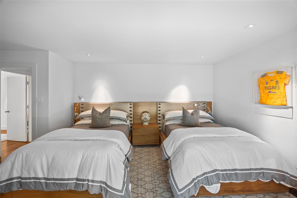 6027 Mimosa Lane Dallas, TX 75230 - Photo 16 of 28 Guest Bedroom 1, Lower Floor