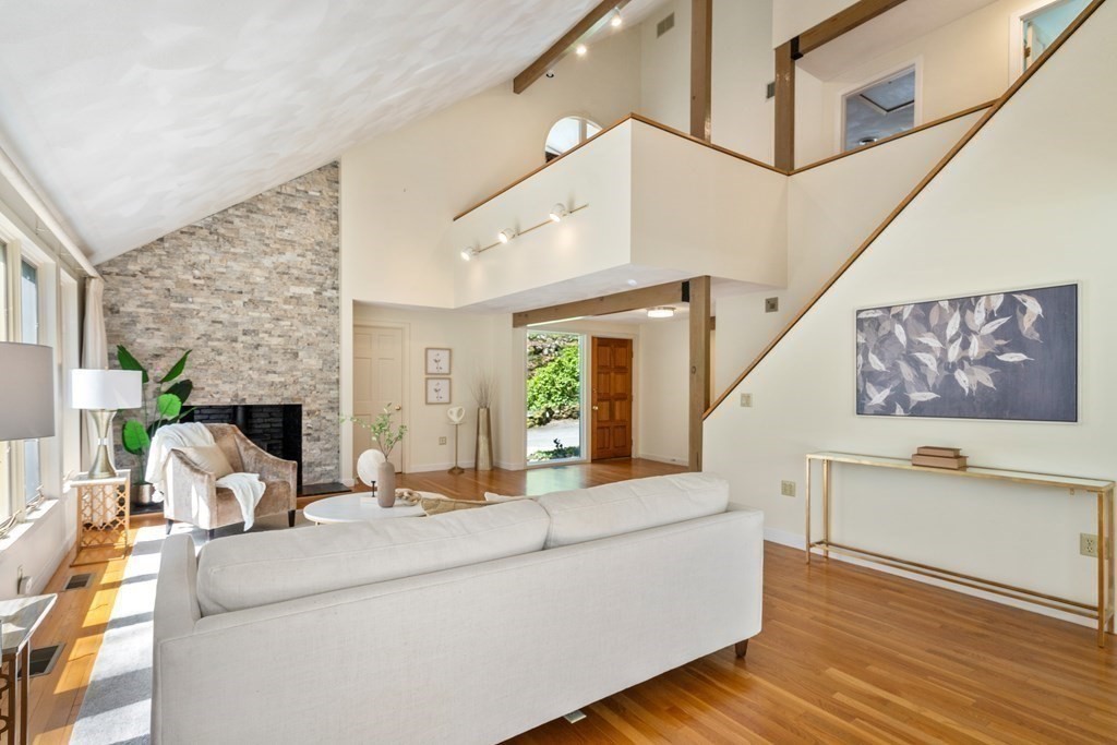 410 College Road Concord, MA 01742 - Photo 5 of 29 Gallery Image 5