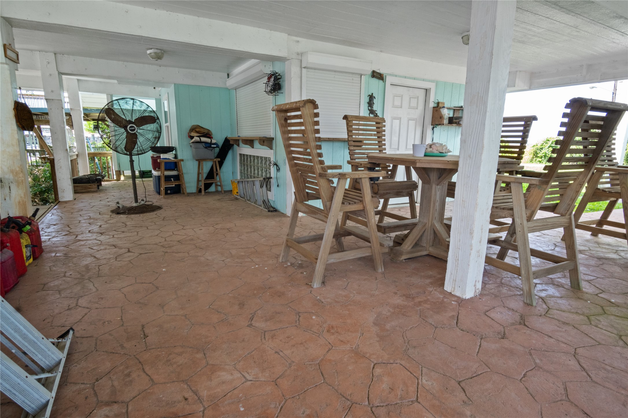 1205 Bay Crystal Beach, TX 77650 - Photo 25 of 33