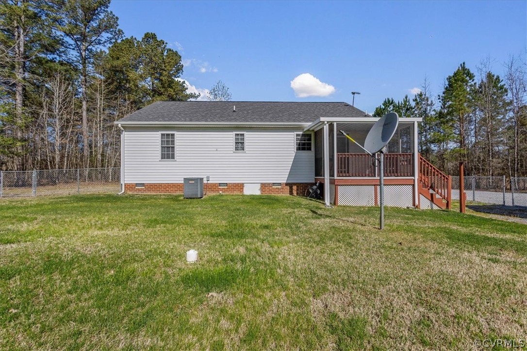 7231 Railroad Bed Road Carson, VA 23830 - Photo 27 of 42 a view of a backyard with wooden fence