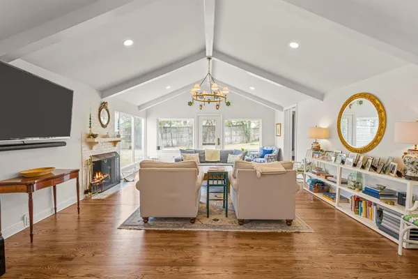 $2,125,000 | 508 North Bailey Avenue, Fort Worth, TX 76107