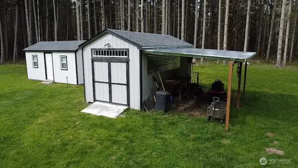 $725,000 | 14640 164th Lane Southeast, Rainier, WA 98576
