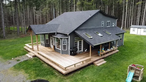 $725,000 | 14640 164th Lane Southeast, Rainier, WA 98576