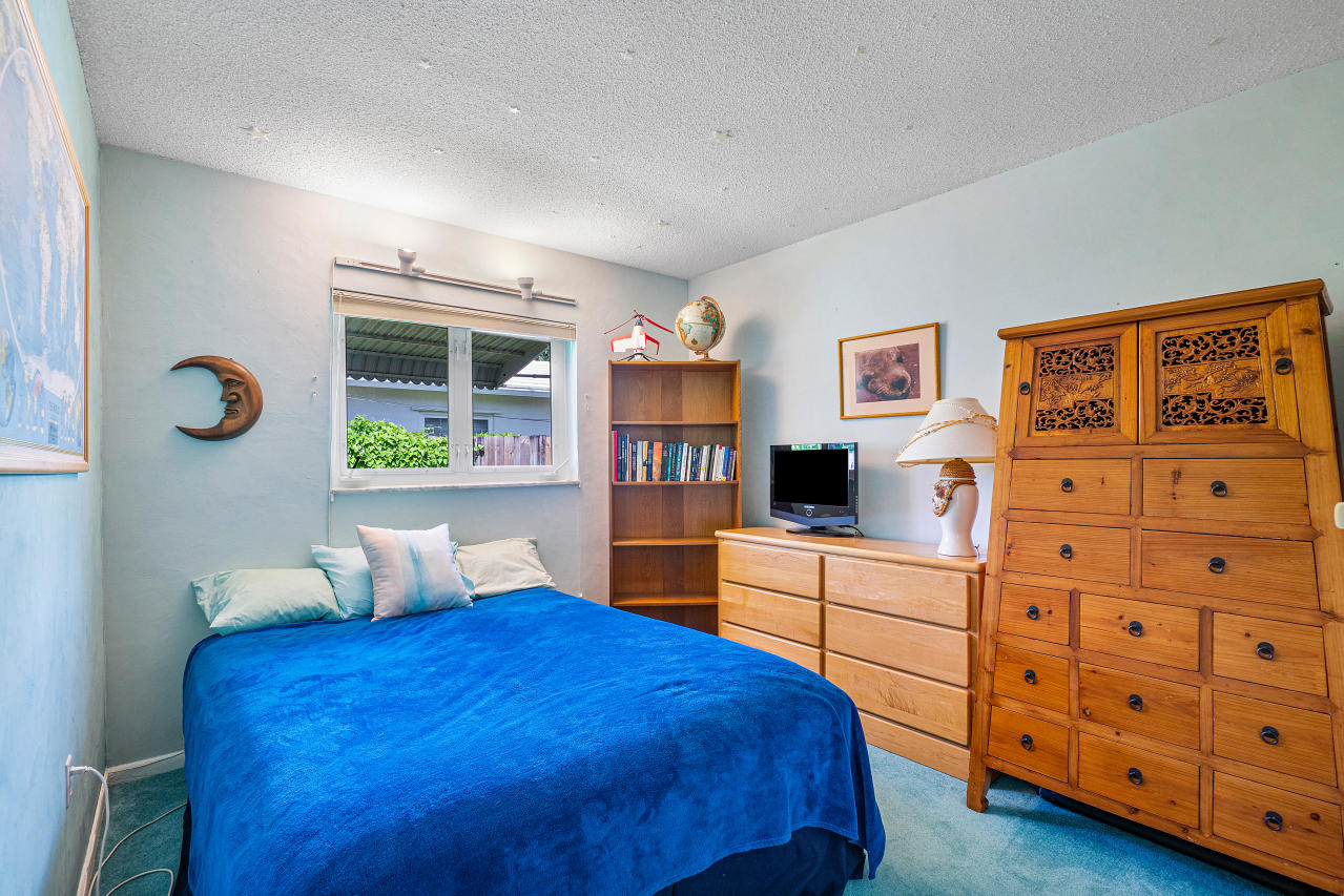 825 Periwinkle Street Boca Raton, FL 33486 - Photo 19 of 37 019-825PeriwinkleStreet-BocaRaton-FL-334