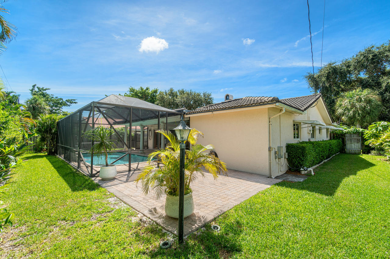 825 Periwinkle Street Boca Raton, FL 33486 - Photo 25 of 37 025-825PeriwinkleStreet-BocaRaton-FL-334