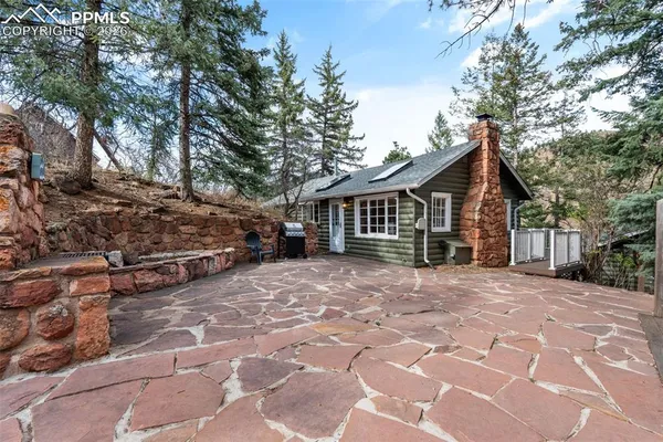 $560,000 | 6455 Spruce Avenue, Green Mountain Falls, CO 80819