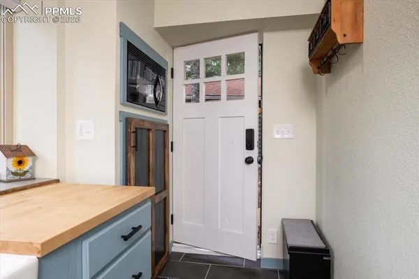 $560,000 | 6455 Spruce Avenue, Green Mountain Falls, CO 80819