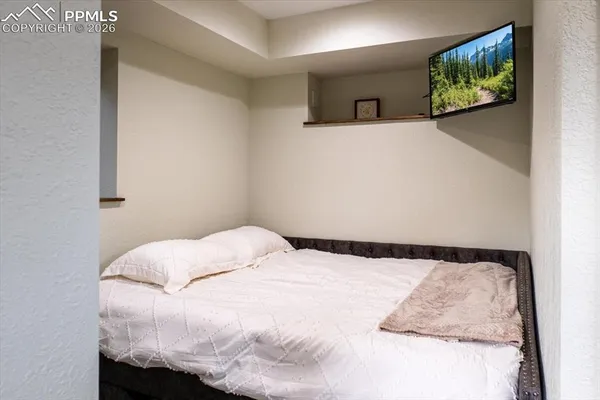 $560,000 | 6455 Spruce Avenue, Green Mountain Falls, CO 80819