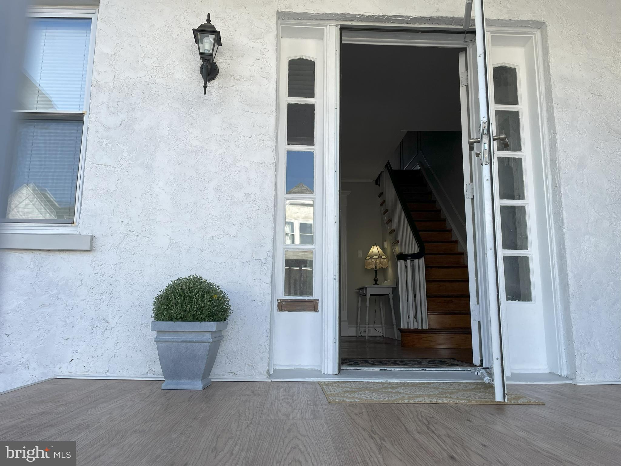 228 Huntley Road Upper Darby, PA 19082 - Photo 3 of 21
