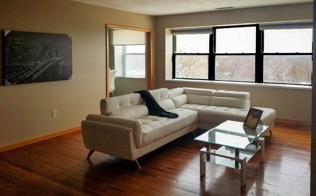 21 Middlesex Avenue, Unit 303 Worcester, MA 01604 - Photo 11 of 24