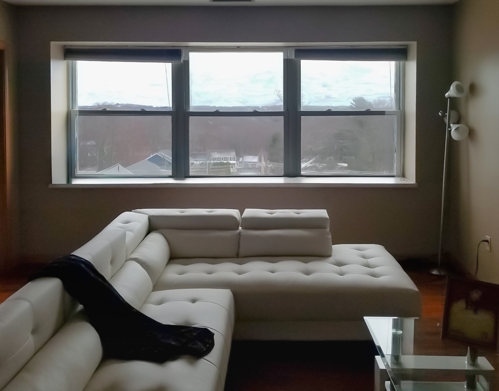21 Middlesex Avenue, Unit 303 Worcester, MA 01604 - Photo 12 of 24